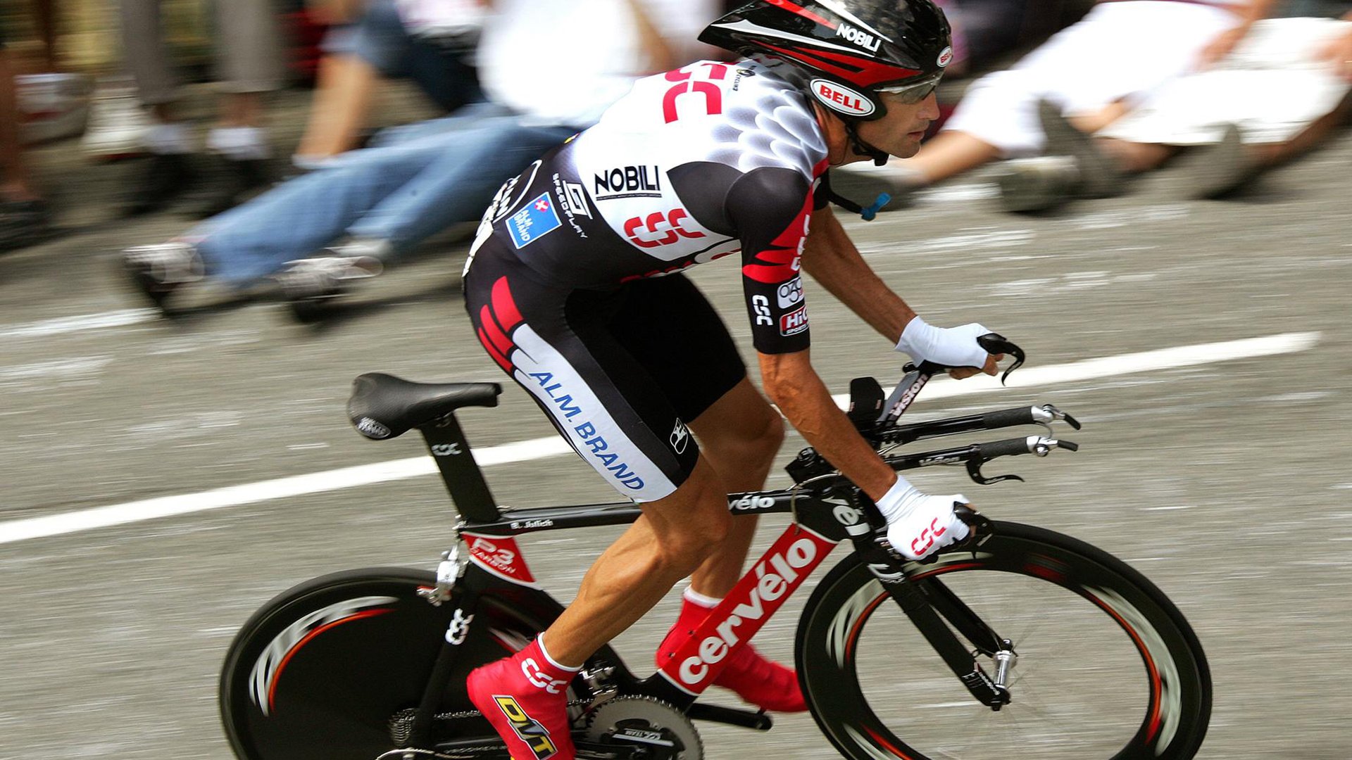 NBA球员职业倦怠现象与应对机制探讨，nba职业球员有多强